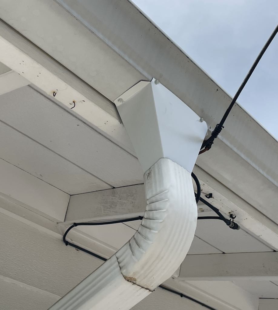 Gutter Super Flow Install in Vancouver: Wow Wash 360 Enhances Your Home's Water Management