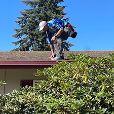 Roof-Cleaning-in-Vancouver-Wow-Wash-360-Revitalizes-and-Protects-Your-Home 9