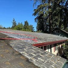 Roof-Cleaning-in-Vancouver-Wow-Wash-360-Revitalizes-and-Protects-Your-Home 4