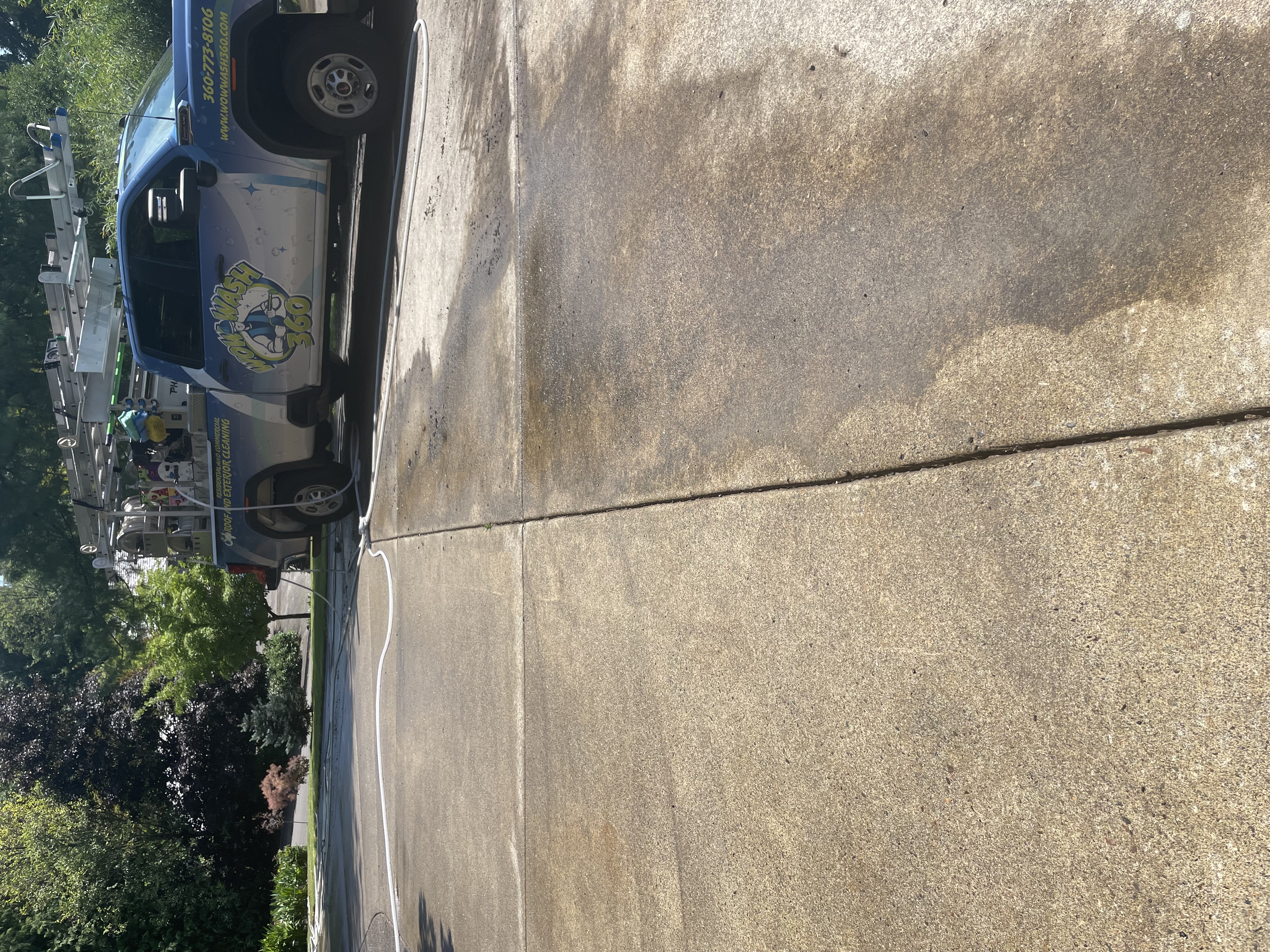 Wow Wash 360 Transforms Battle Ground Property with Expert Driveway Washing Services